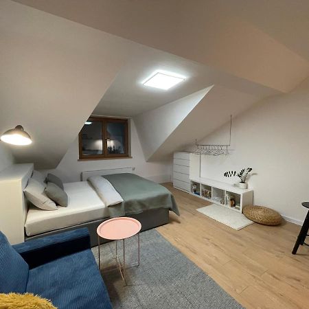 Proste Terezska Apartamento Olomouc Exterior foto