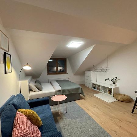 Proste Terezska Apartamento Olomouc Exterior foto